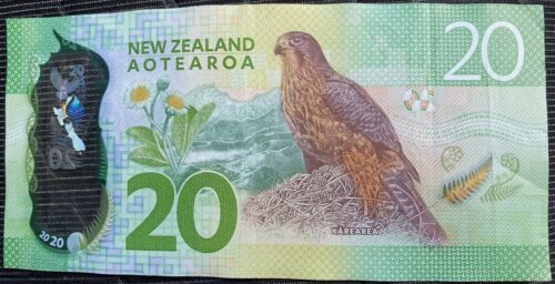 New Zealand 20 dollars